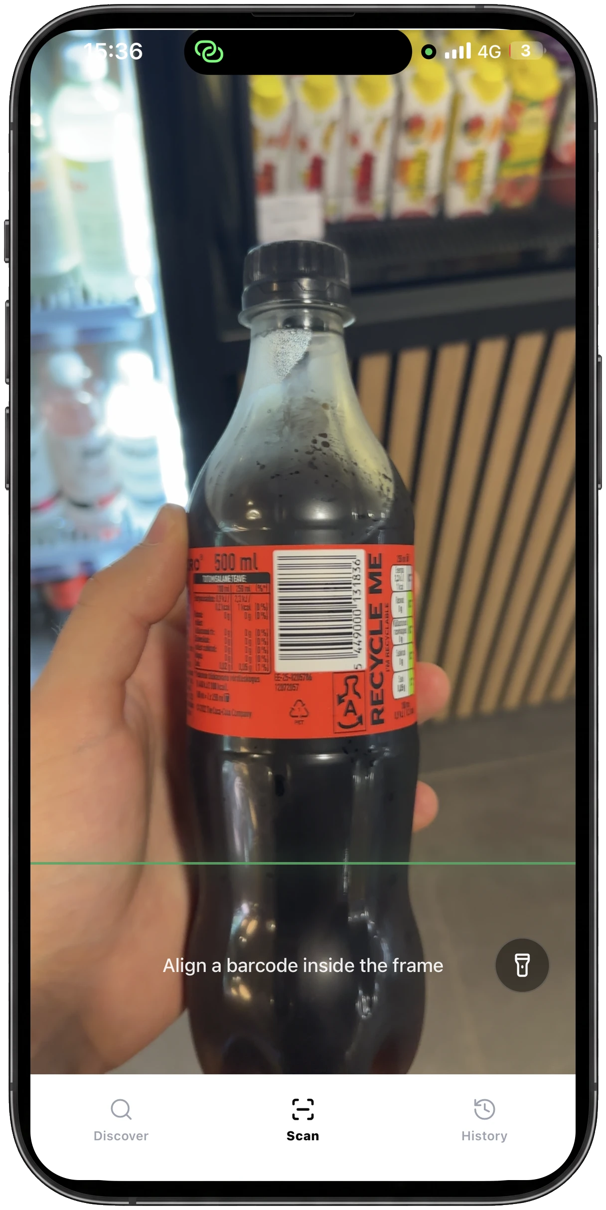 Yuzu Health scanning a Coca-Cola can with the barcode camera